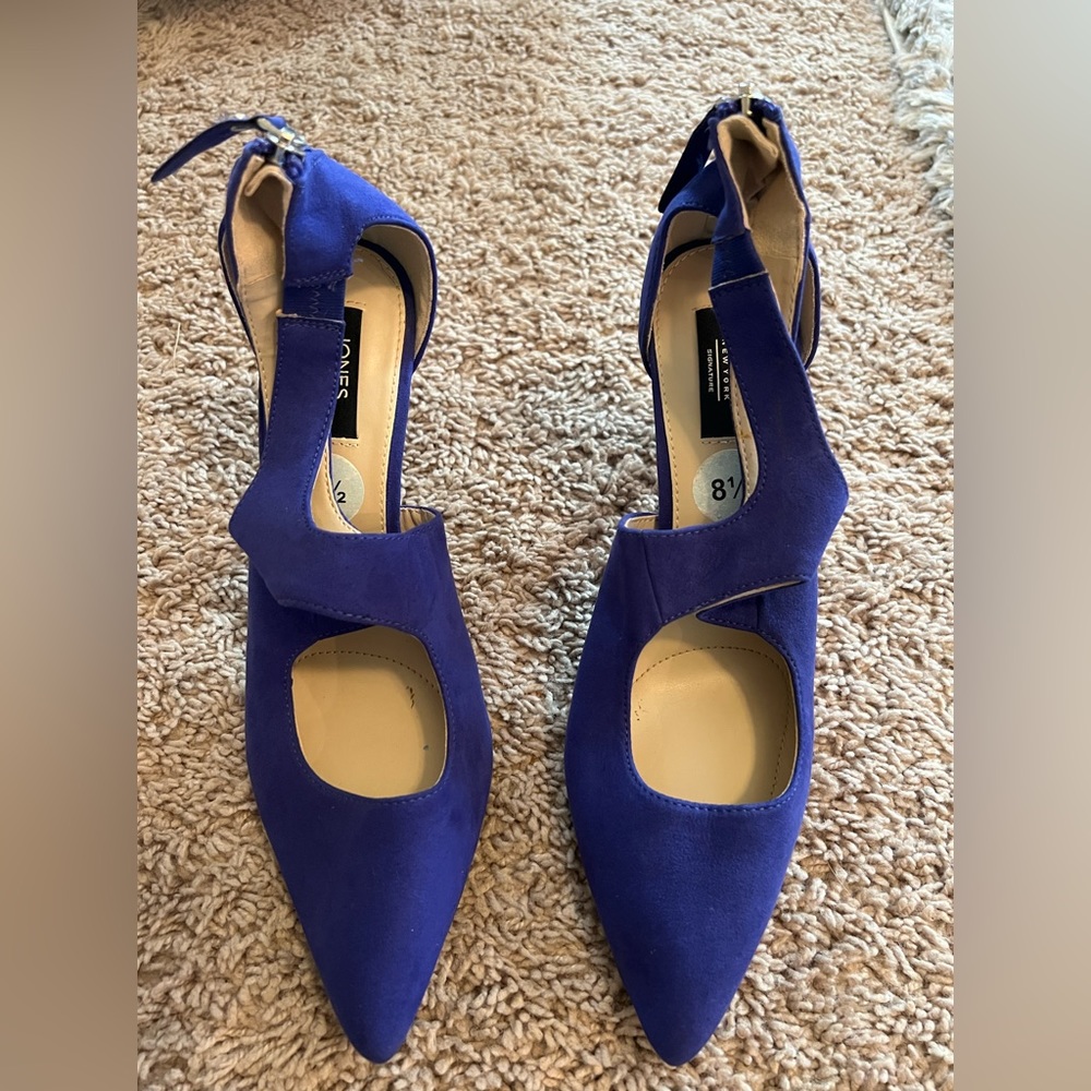 Jones New York, stiletto heels, size 8.5, slightly used.
